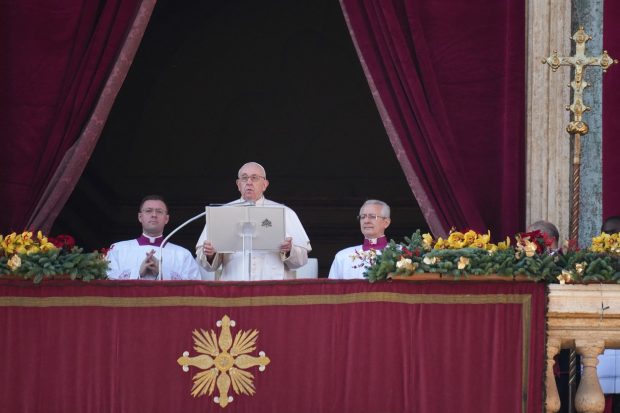 Papa Francisc a condamnat „războiul fără sens” din Ucraina în mesajul său de Crăciun