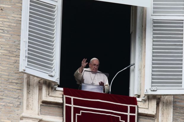 Papa Francisc a reluat apelul pentru pace într-o lume „devastată de război” și, mai ales, în Ucraina, într-un nou mesaj de Crăciun