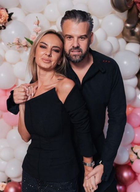 Roxana Ionescu își va petrece singură sărbătorile. Anunțul făcut despre soțul ei, Tinu Vidaicu: „O să fim puțin despărțiți”