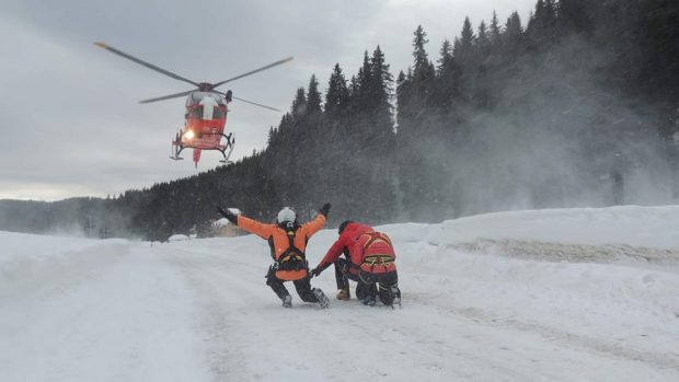 Trei din cei patru ucraineni pierduţi pe munte au fost localizaţi. Au trecut ilegal graniţa și s-au rătăcit în munți