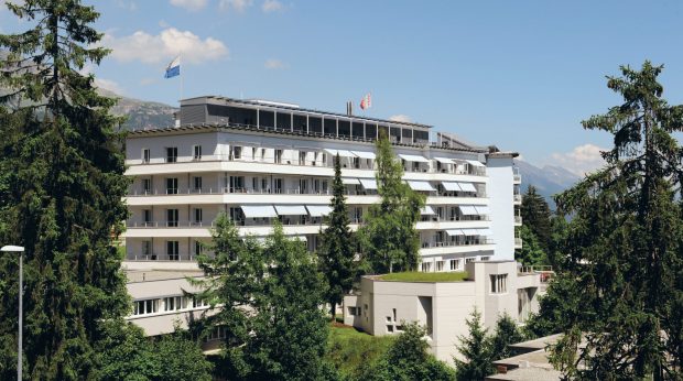 Femeie reținută de poliția elvețiană, după ce a răpit un bebeluș dintr-o maternitate din Lucerna: „Ne-a sunat și ne-a spus că a născut”