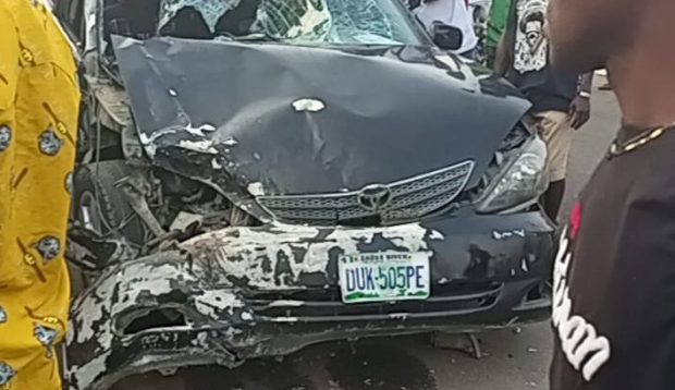 Cel puțin 14 morți și 24 de răniți, după ce o mașină a intrat în mulțimea care petrecea la un festival, în Nigeria