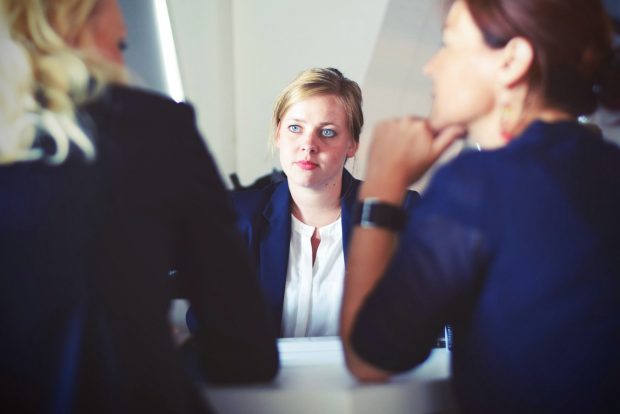 Specialiștii, vorbitorii de engleză și germană și cei care dețin competențe digitale și experiență în vânzări și-au găsit cel mai ușor job în 2022
