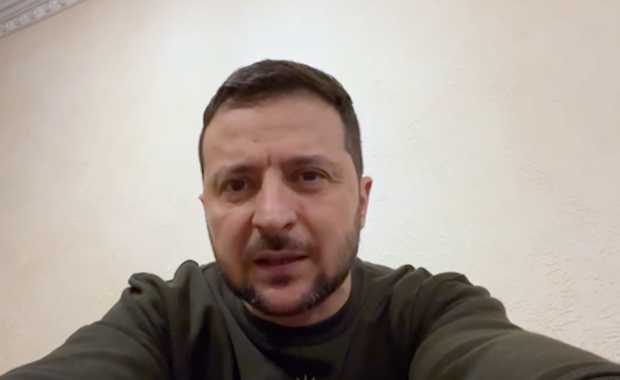 Zelenski, mesaj direct către poporul rus, în ultima zi din an: „Putin vă distruge”