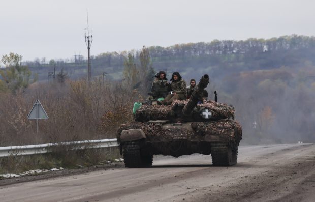 LIVETEXT Război în Ucraina, ziua 345 | Explozii la bazele militare ale ruşilor din Mariupol şi Melitopol