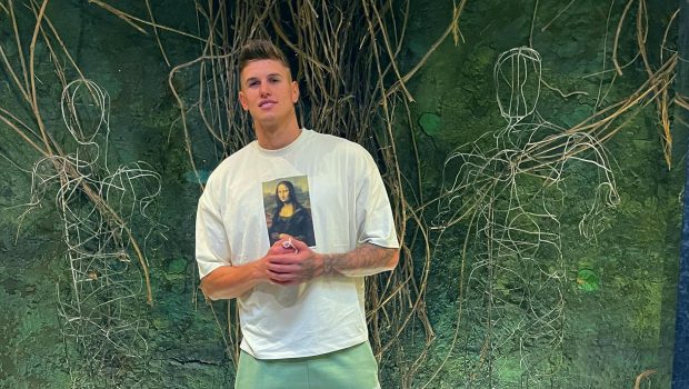 Imagine Stire Alex Delea, câștigătorul „Survivor România” 2022, detalii neștiute despre show. „Cei de acasă nu își pot imagina” | 2review.ro