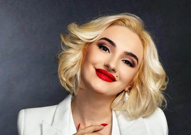 Imagine Stire Ana Morodan, o nouă intervenție estetică: „Am abdomen, chiar lucrat și sculptat, am și nasul pe sus…” | 2review.ro