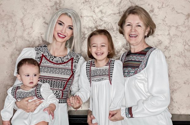 Imagine Stire Ce condiții a pus Andreea Bălan pentru viitorul iubit: „N-aș vrea să mai locuiesc vreodată fără mama” | 2review.ro