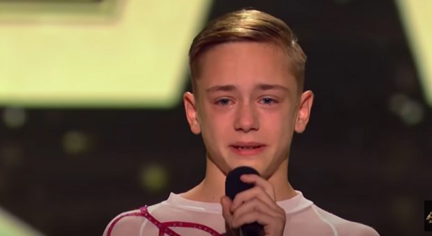 Darius Mabda, câștigătorul „Românii au talent” 2022, s-a calificat în etapa următoare la „America’s Got Talent: All Stars”. Simon Cowell: „Am foarte mare respect pentru tine”