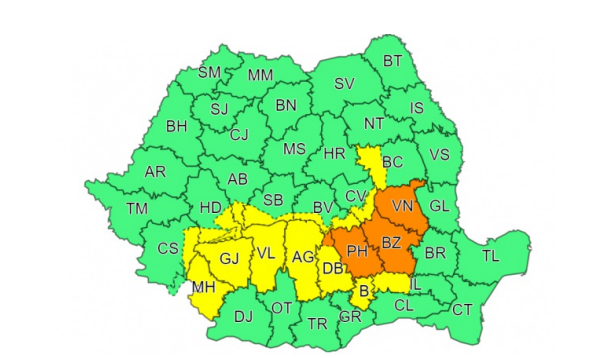Avertizări cod portocaliu și cod galben de ploi, ninsori și viscol. Care sunt zonele vizate
