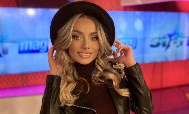 Imagine Stire Cine e Ramona Ilie, noua prezentatoare care s-a alăturat echipei matinalului de la Antena Stars: „E o provocare pentru mine” | 2review.ro