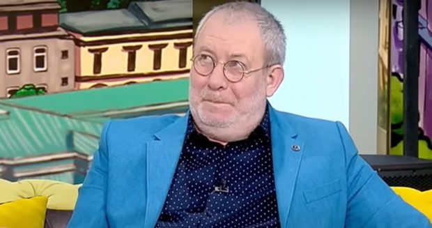 Imagine Stire Cine e și cu ce se ocupă sora lui Busu. Au apărut împreună la Pro TV pentru prima oară: „Nu ne-am certat niciodată” | 2review.ro