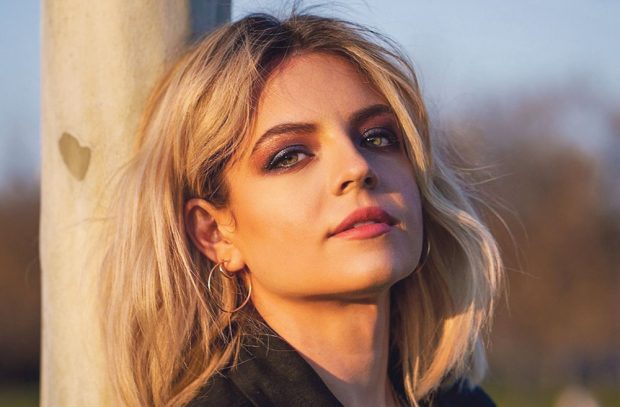 Imagine Stire Victoria Răileanu a fost marcată de o întâmplare pe care a avut-o într-un taxi din București: „Asta pentru că băiețelul meu era nerăbdător” | 2review.ro