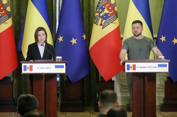Volodimir Zelenki: Ucraina va fi „întotdeauna gata” să ajute Republica Moldova, dacă i se va cere sprijinul. Reacția premierului moldovean