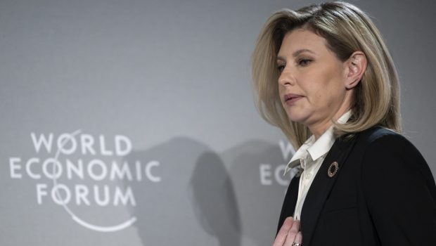 Olena Zelenska: Să marcăm rezistenţa la agresiune, nu aniversarea războiului