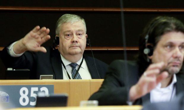 Parlamentul European a lăsat fără imunitate doi europarlamentari implicați în scandalul de corupție Qatargate