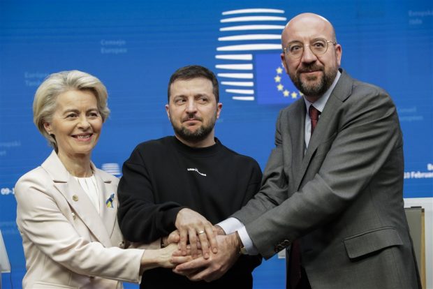 UE nu a reușit nici acum să ajungă la un acord privind al zecelea pachet de sancțiuni împotriva Rusiei. Când vor fi reluate discuțiile