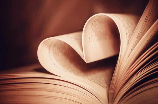 14 februarie, Valentine’s Day. Viața mai puțin știută a Sfântului Valentin și cum ar fi ajuns de fapt să fie patronul iubirii