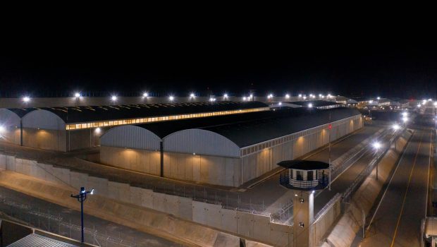 „Cea mai mare închisoare din lume”, construită în El Salvador: „Nimeni nu scapă de aici”