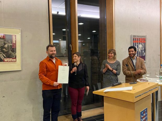 Documentarul „Între revoluții”, al regizorului Vlad Petri, a fost premiat la Festivalul de Film de la Berlin