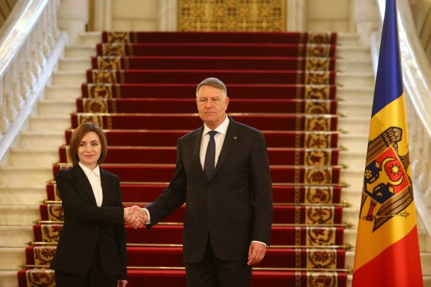 VIDEO: Klaus Iohannis și Maia Sandu, declarații comune după întâlnirea de la Cotroceni. „Parcurgem crize de proporții istorice”