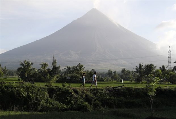 Doi australieni, căutați de autoritățile din Filipine după ce avionul lor a dispărut deasupra unui vulcan