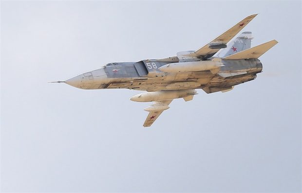 Bombardierul rusesc din care Evgheni Prigojin l-a provocat pe Zelenski la un duel aerian a aterizat în flăcări, după ce a fost lovit de ucraineni