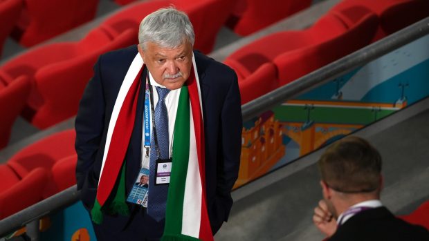 Șeful fotbalului maghiar: Simbolul Ungariei Mari nu poartă un mesaj politic. Vrem să fie acceptat de UEFA