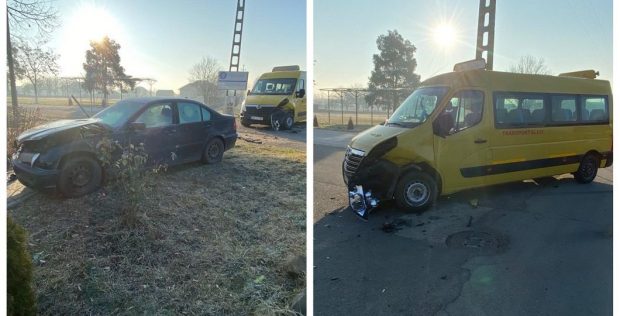 Trei elevi au ajuns la spital, în urma unui accident produs între un microbuz școlar și o mașină la Iratoșu, județul Arad