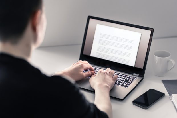 Cele mai bune site-uri care te plătesc ca să scrii