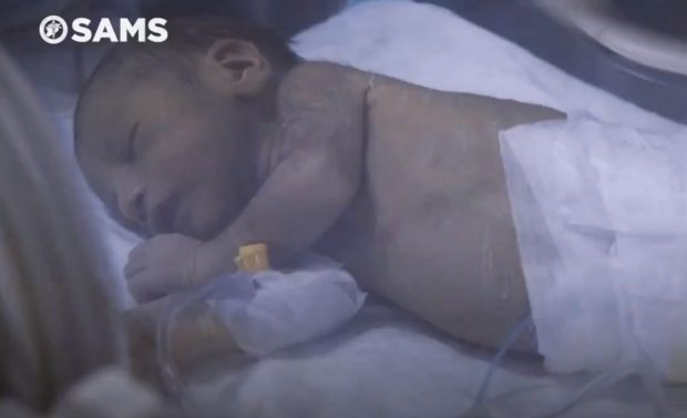 O mamă și bebelușul ei au fost salvați de două ori în trei zile, după cutremurul care a devastat zone din Turcia și Siria