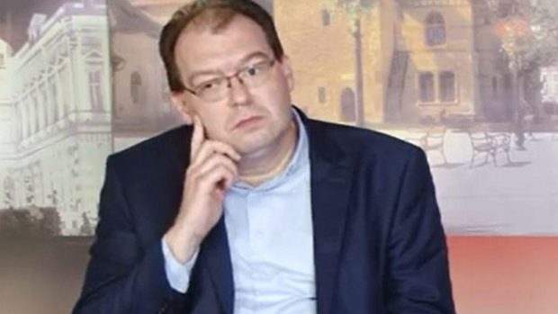 Dan Tesloianu, medicul acuzat că a implantat stimulatoare cardiace reutilizate, a fost reținut. Noi detalii din anchetă