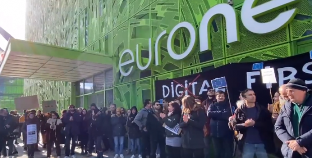 Circa 100 de jurnaliști de la Euronews Franța au intrat în grevă. Oamenii, îngrijoraţi de posibila „dezmembrare” a postului