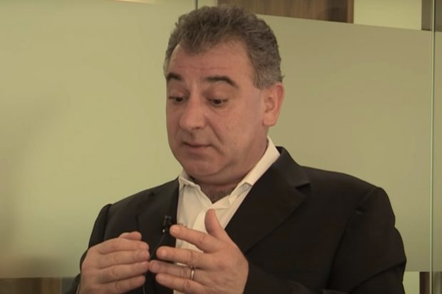 Apropiații miliardarului Frank Timiș „pierd 6.000 de hectare de pădure”, a hotărât o instanță din România