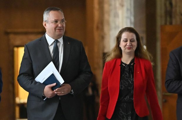 PNL, după ce Vasile Dîncu i-a cerut Ligiei Deca redarea atribuțiilor secretarului de stat PSD, altfel îi cere demisia: „Nu este la curent cu deciziile din coaliție”