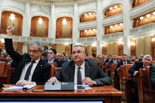 Sute de parlamentari primesc anual peste 30.000 de euro fără să justifice cheltuielile. Ciucă a luat maximumul posibil. Cât au încasat ceilalți lideri de partide