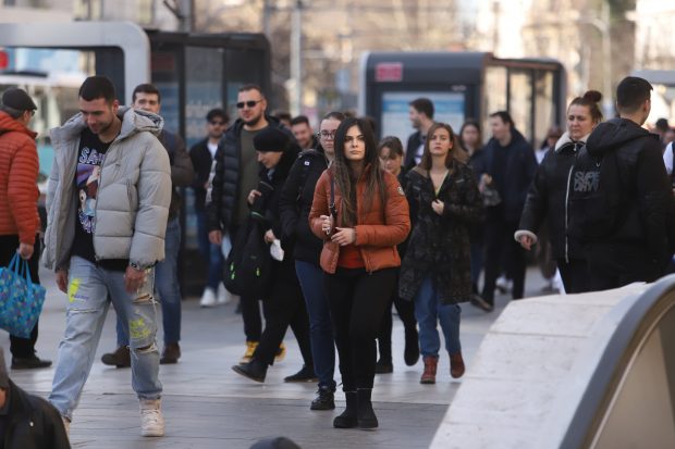 Sondaj IRES, la un an de război în Ucraina: Trei sferturi dintre români se tem că România este în pericol să fie invadată
