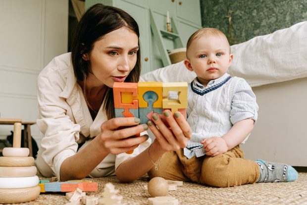 De ce să alegi jucăriile Montessori pentru copiii tăi?