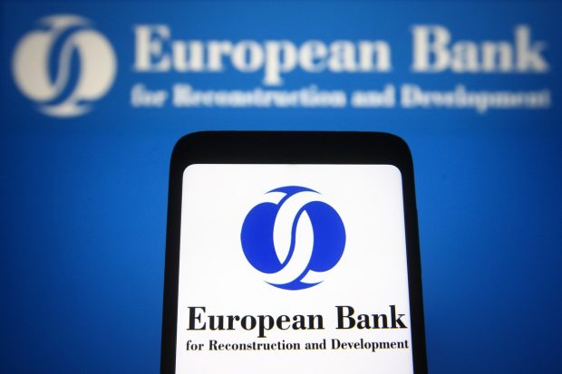 Prima reacție a BERD, întrebată dacă știe că ASF a depus plângere penală împotriva conducerii Euroins, firmă unde BERD are 10% din acțiuni: „Monitorizăm cu atenție situația”