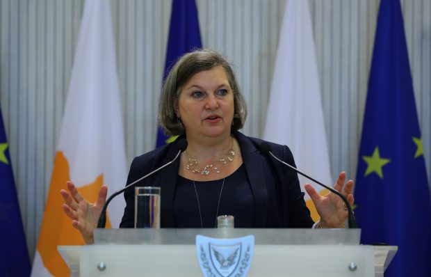 Victoria Nuland, subsecretarul de stat al SUA, spune că atacurile ucrainene asupra țintelor militare din Crimeea sunt legitime. Reacția Moscovei