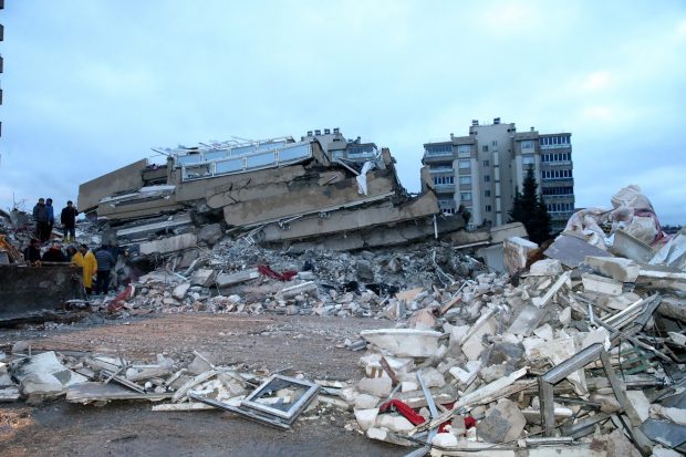 De ce a fost atât de devastator cutremurul care a lovit Turcia. Ce spun specialiștii despre falia seismică și locuințele construite în zonă