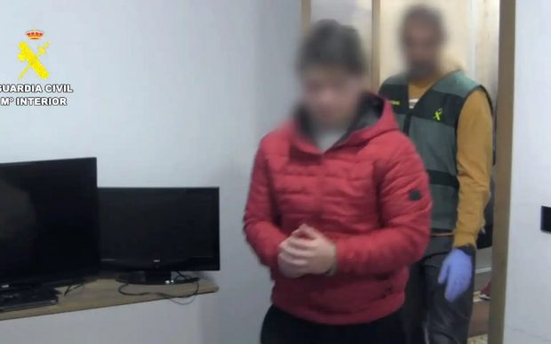 Un român e violatorul în serie care ataca adolescente într-un orășel spaniol. A fost prins vineri de dimineață