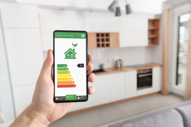 3 trucuri care te vor ajuta să economisești energia electrică