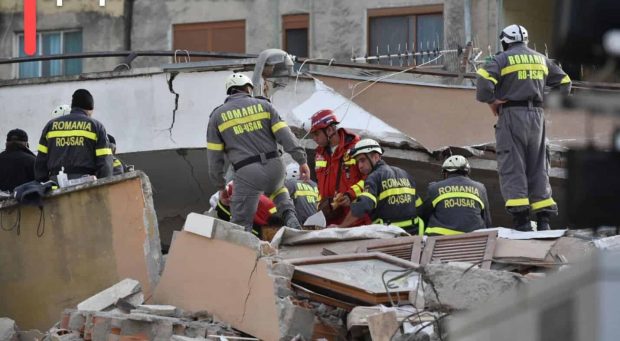 Voluntari cu câini de salvare din Cluj-Napoca, în Turcia pentru a ajuta la găsirea oamenilor după cutremur