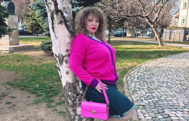 Imagine Stire Prin ce trece Oana Lis: „Numai eu știu de câte ori am plâns la volan”. A împlinit 44 de ani | 2review.ro