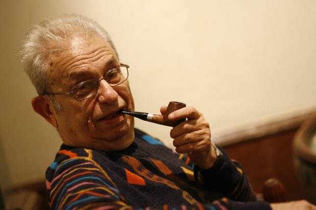 Îndemnul scriitorului Filip Florian la moartea lui Radu Cosașu: “Să citim câteva rânduri scrise de el.  O să-l găsim chiar pe el, viu și nevătămat”