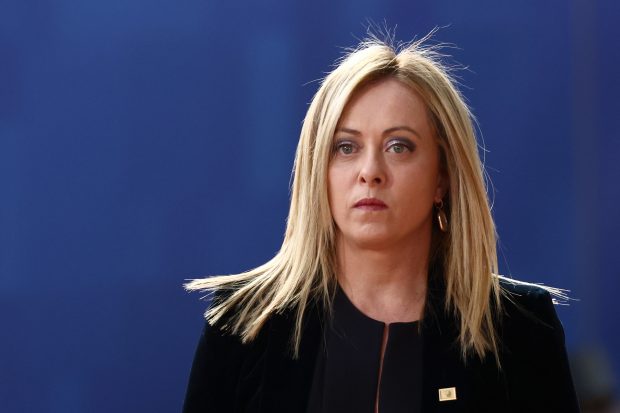 Premierul italian Giorgia Meloni vrea să interzică folosirea de cuvinte din engleză în comunicarea oficială. Amenzi de până la 100.000 de euro