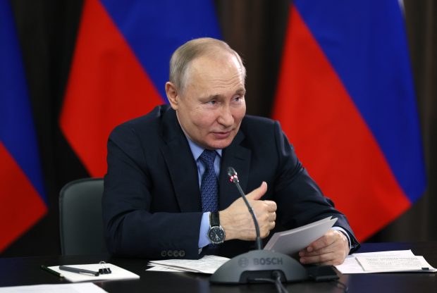 Un ofițer de la Kremlin, care a stat 13 ani alături de Putin, face dezvăluiri după ce a dezertat: „Are o teamă patologică pentru viața lui”