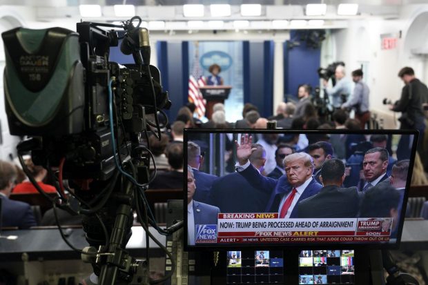 Fox News plătește 787,5 milioane de dolari și evită un proces de defăimare, după ce a susținut teza „fraudei” la alegerile SUA din 2020