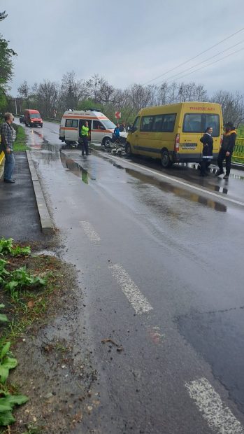 Microbuz școlar, implicat într-un accident în Buzău. A fost activat planul roșu de intervenție